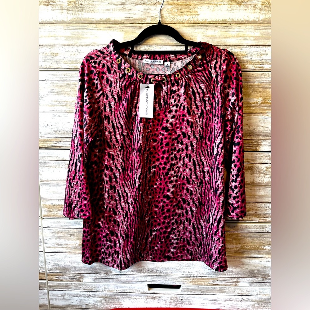 💕 NWT Notations Pink Black Animal Print Embellished Neckline Top Medium